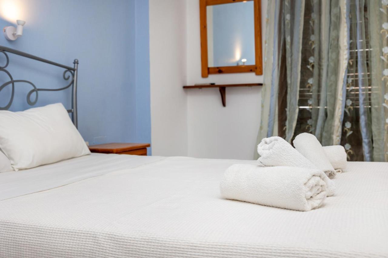 Depis Economy Apartments Naxos City Екстериор снимка