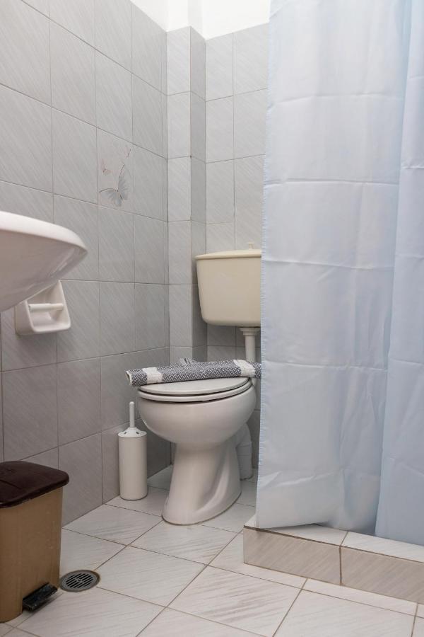 Depis Economy Apartments Naxos City Екстериор снимка